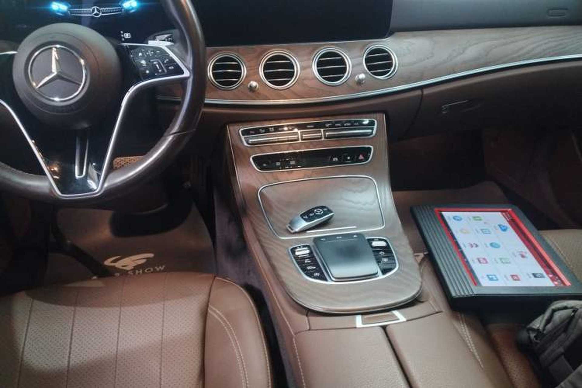 Used Mercedes-Benz E-Class 2022 E 300 L Luxury Model Gear Lever