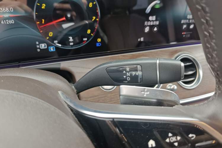 Used Mercedes-Benz E-Class 2022 Updated E 300 L Stylish Edition Gear Lever