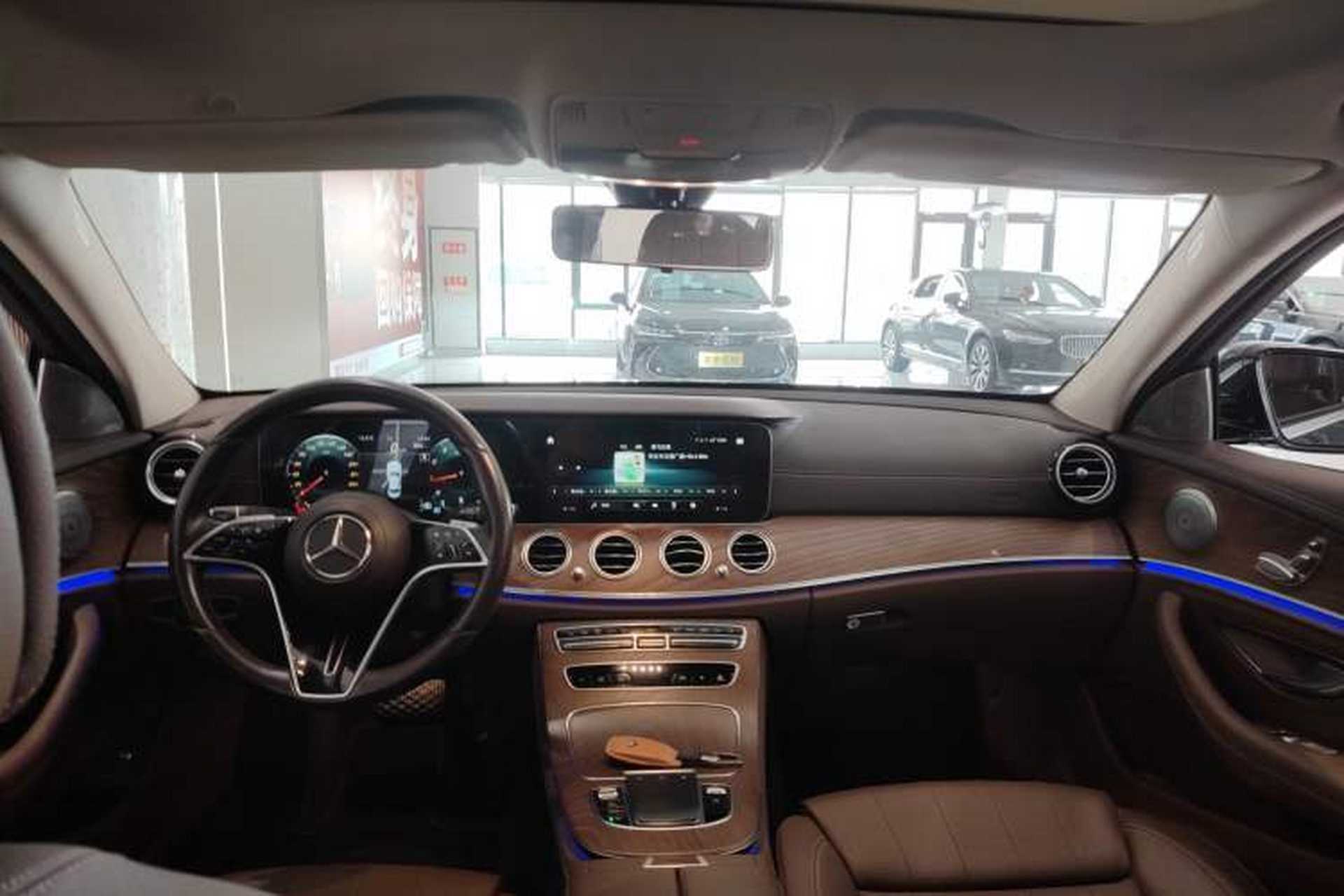 Used Mercedes-Benz E-Class 2022 Updated E 260 L Gear Lever