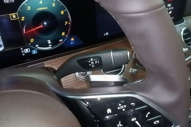 Used Mercedes-Benz E-Class 2022 E 300 L Luxury Model Gear Lever