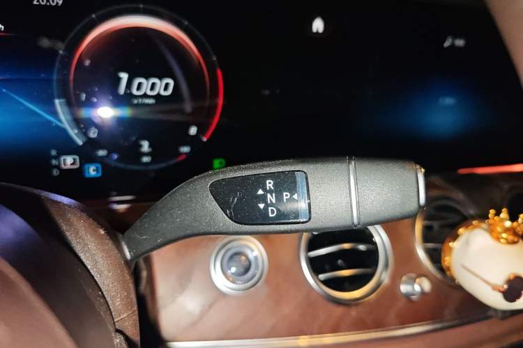Used Mercedes-Benz E-Class 2022 E 260 L Gear Lever
