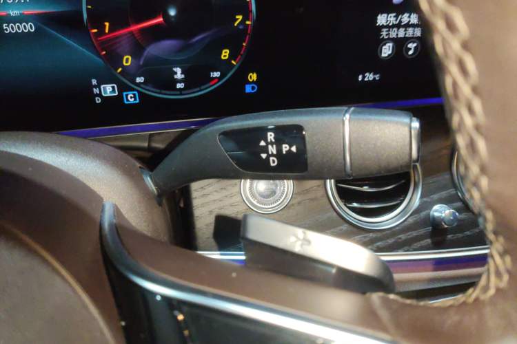 Used Mercedes-Benz E-Class 2022 Updated E 300 L Stylish Edition Gear Lever