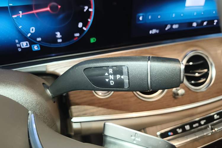 Used Mercedes-Benz E-Class 2022 E 300 L Stylish Model Gear Lever
