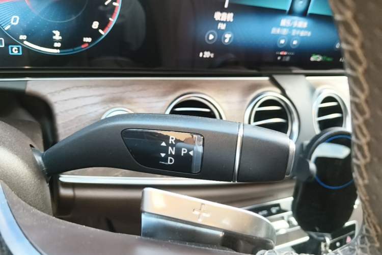 Used Mercedes-Benz E-Class 2022 Updated E 300 L Stylish Edition Gear Lever