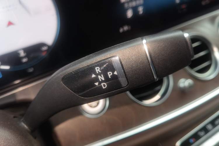 Used Mercedes-Benz E-Class 2022 E 300 L Stylish Model Gear Lever