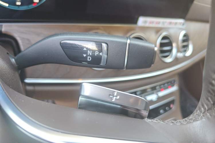 Used Mercedes-Benz E-Class 2022 E 300 L Luxury Model Gear Lever