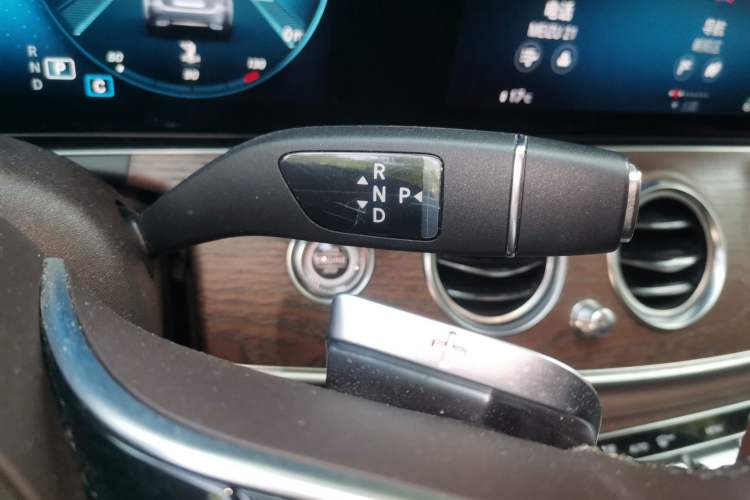 Used Mercedes-Benz E-Class 2022 Updated E 300 L Stylish Edition Gear Lever
