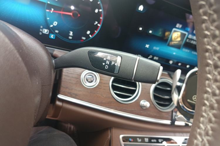 Used Mercedes-Benz E-Class 2022 Revised Version E 300 L Luxury Edition Gear Lever