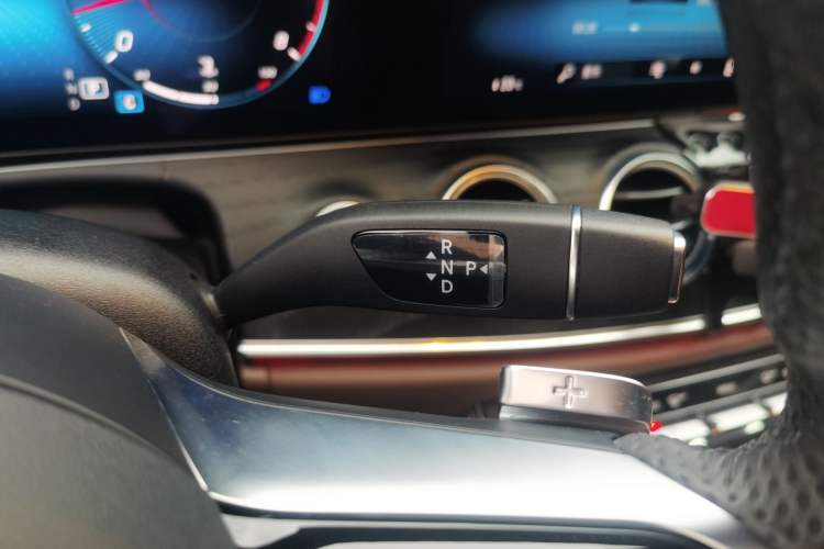Used Mercedes-Benz E-Class 2022 E 260 L Sport Edition Gear Lever