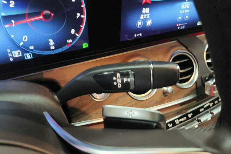 Used Mercedes-Benz E-Class 2022 Second Facelift E 260 L Gear Lever