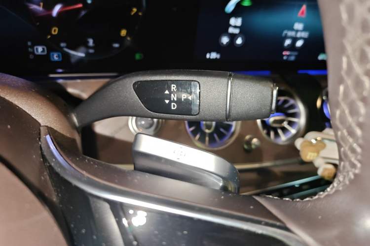 Used Mercedes-Benz E-Class 2022 Second Facelift E 260 L Gear Lever