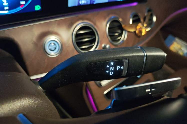 Used Mercedes-Benz E-Class 2022 E 260 L Gear Lever