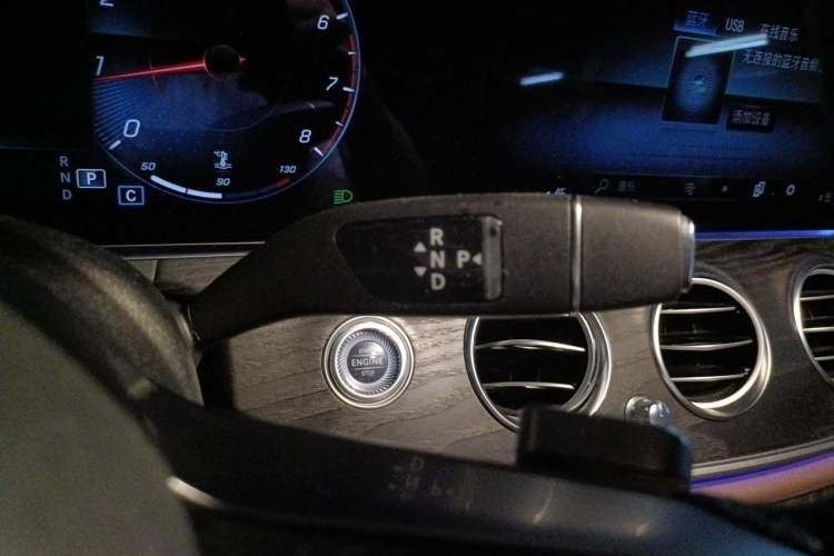 Used Mercedes-Benz E-Class 2022 Revised E 300 L Sport Prestige Edition Gear Lever