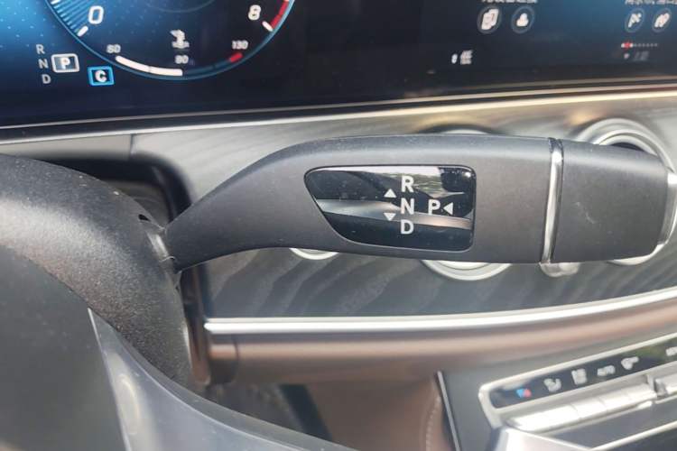 Used Mercedes-Benz E-Class 2022 E 260 Stylish Sports Edition Gear Lever