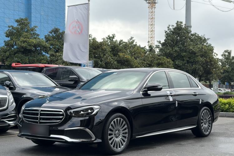 Used Mercedes-Benz E-Class 2022 Revised Version E 300 L Sporty and Stylish Edition Guazi used car, China used car export, Used car for sale, Used  cars, Cheapest cars for sale