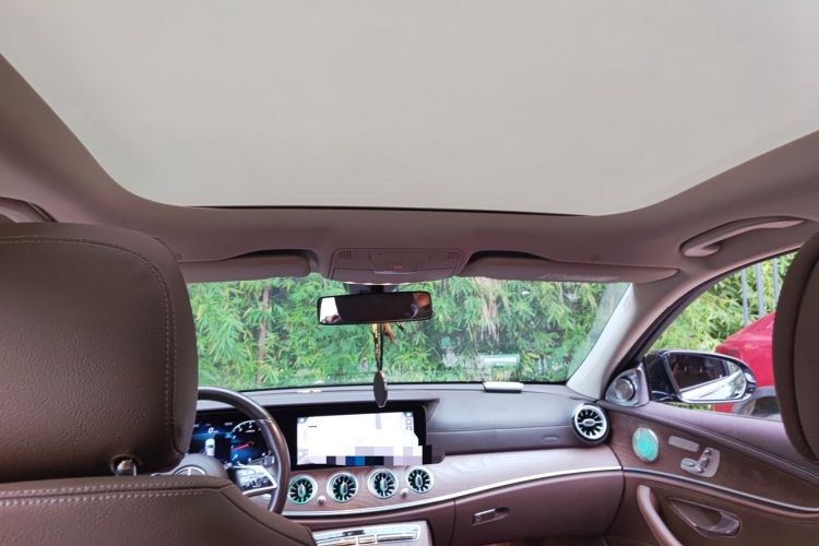 Used Mercedes-Benz E-Class 2022 Revised Version E 300 L Luxury Edition Headliner