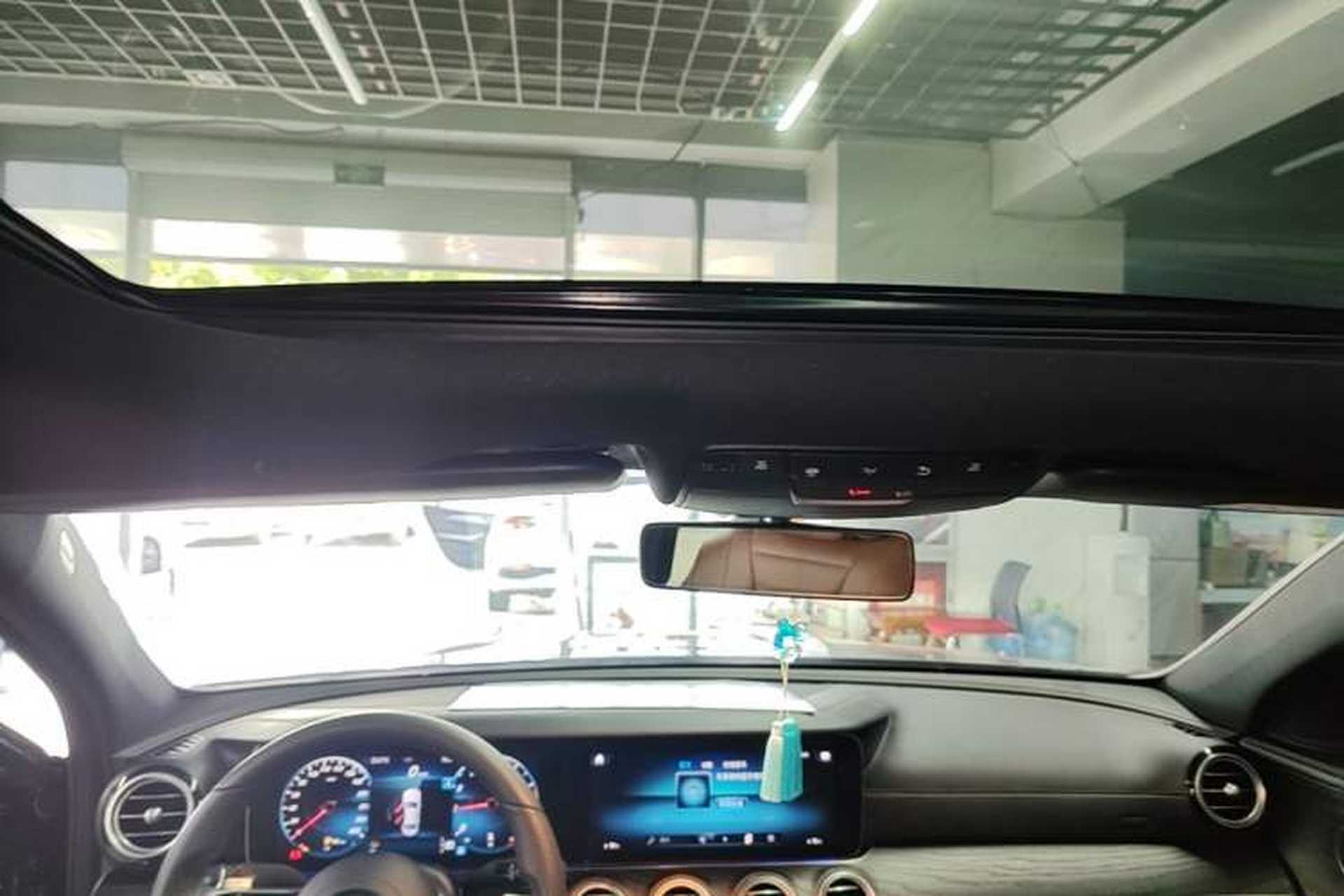 Used Mercedes-Benz E-Class 2022 Second Facelift E 300 L Sporty and Stylish Edition Headliner