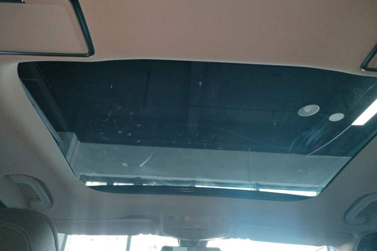 Used Mercedes-Benz E-Class 2022 E 300 L Stylish Model Headliner