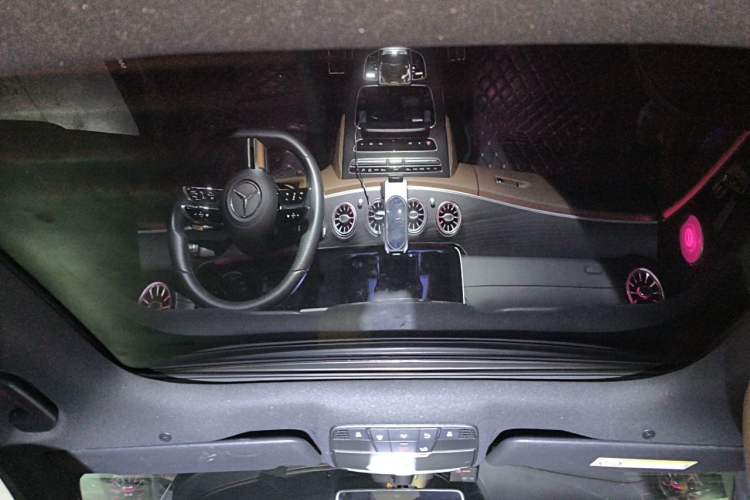 Used Mercedes-Benz E-Class 2022 E 300 L Sport Luxury Edition Headliner