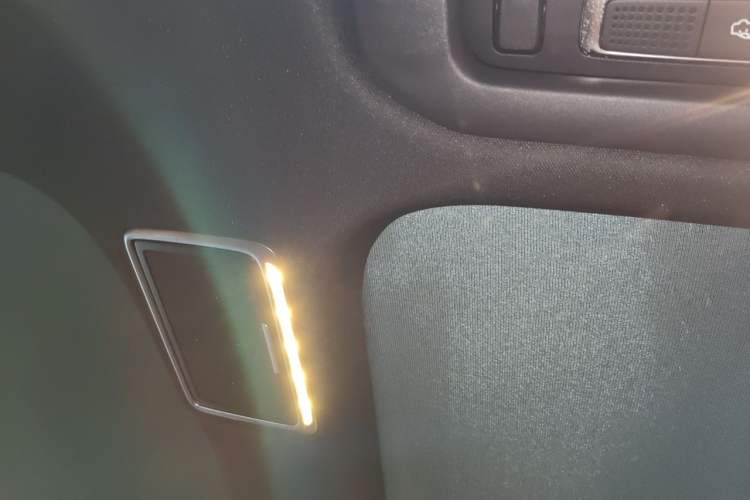 Used Mercedes-Benz E-Class 2022 E 300 L Sport Luxury Edition Headliner
