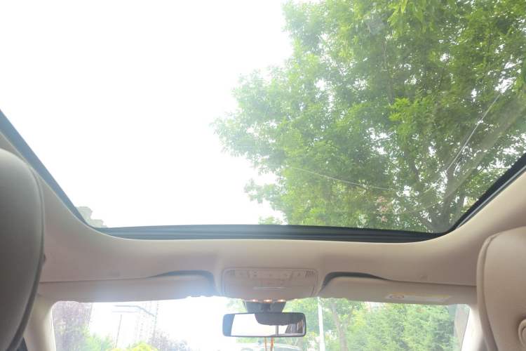 Used Mercedes-Benz E-Class 2022 E 300 L Luxury Model Headliner