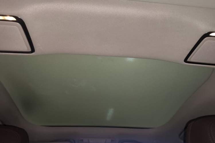 Used Mercedes-Benz E-Class 2022 E 260 L Headliner