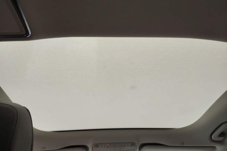 Used Mercedes-Benz E-Class 2022 Revised Version E 300 L Fashion Edition Headliner