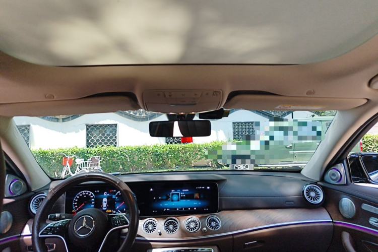 Used Mercedes-Benz E-Class 2022 Revised Version E 300 L Luxury Edition Headliner