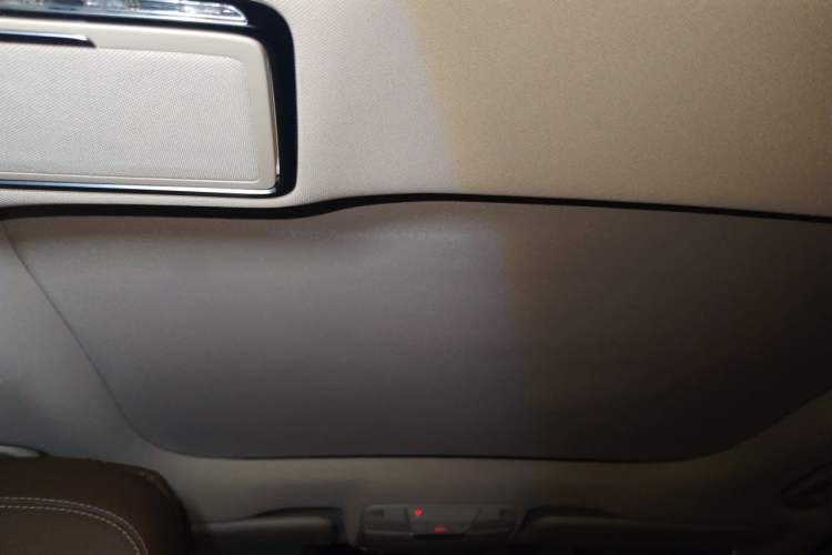 Used Mercedes-Benz E-Class 2022 E 300 L Luxury Model Headliner