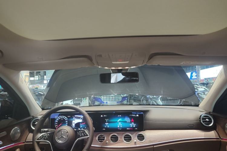 Used Mercedes-Benz E-Class 2022 Revised Version E 300 L Fashion Edition Headliner