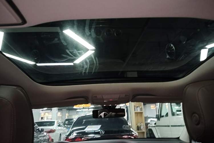 Used Mercedes-Benz E-Class 2022 E 300 L Luxury Model Headliner