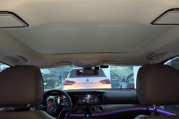Used Mercedes-Benz E-Class 2022 E 260 L Headliner