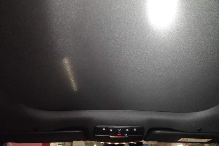 Used Mercedes-Benz E-Class 2022 Revised Version E 300 L Sporty and Stylish Edition Headliner