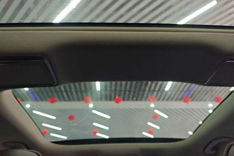 Used Mercedes-Benz E-Class 2022 Revised Version E 300 L Fashion Edition Headliner