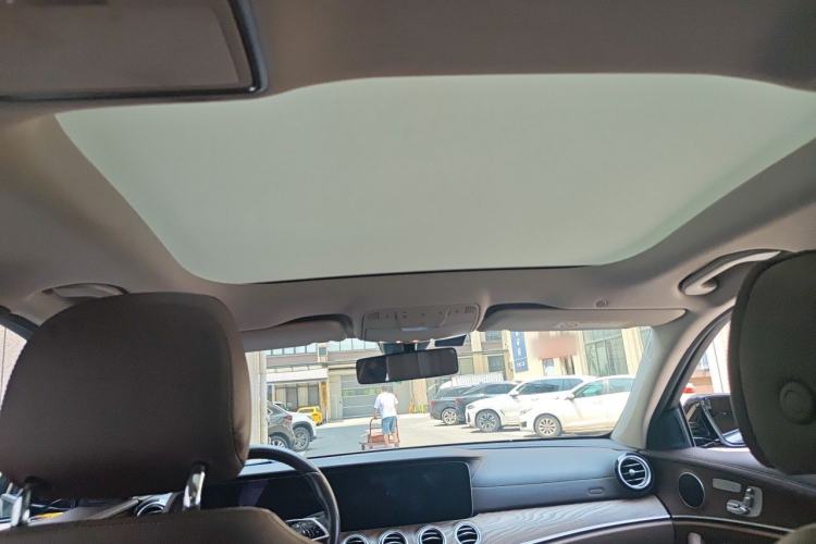 Used Mercedes-Benz E-Class 2022 E 300 L Stylish Model Headliner