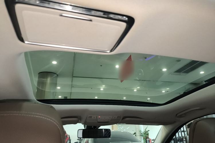 Used Mercedes-Benz E-Class 2022 Revised Version E 300 L Luxury Edition Headliner