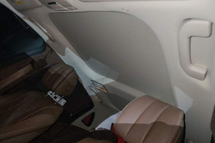 Used Mercedes-Benz E-Class 2022 E 260 L Headliner
