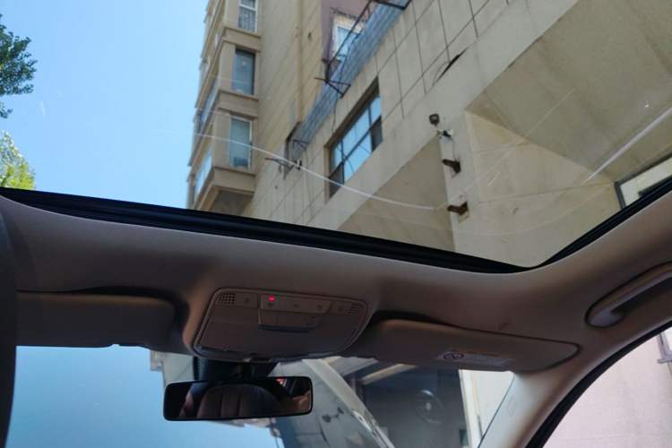 Used Mercedes-Benz E-Class 2022 Updated E 300 L Luxury Edition Headliner