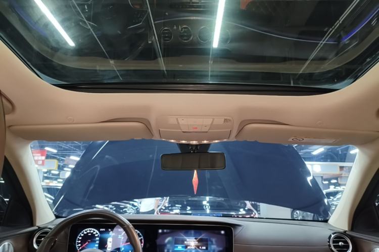 Used Mercedes-Benz E-Class 2022 E 300 L Luxury Model Headliner