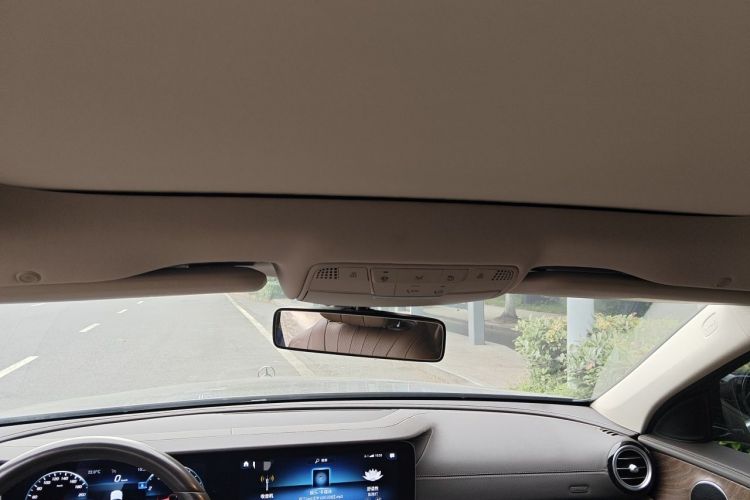 Used Mercedes-Benz E-Class 2022 Second Facelift E 260 L Headliner