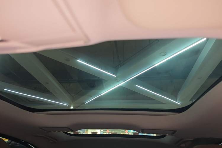 Used Mercedes-Benz E-Class 2022 Updated E 300 L Luxury Edition Headliner