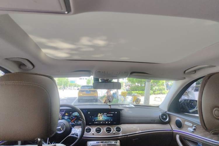 Used Mercedes-Benz E-Class 2022 Updated E 300 L Stylish Edition Headliner