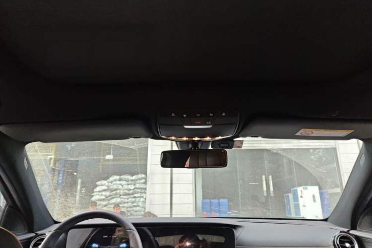 Used Mercedes-Benz E-Class 2022 Revised Version E 300 L Sport Luxury Edition Headliner