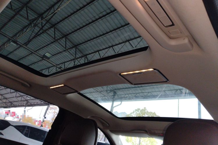 Used Mercedes-Benz E-Class 2022 E 300 L Stylish Model Headliner