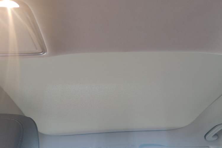 Used Mercedes-Benz E-Class 2022 Updated E 300 L Luxury Edition Headliner