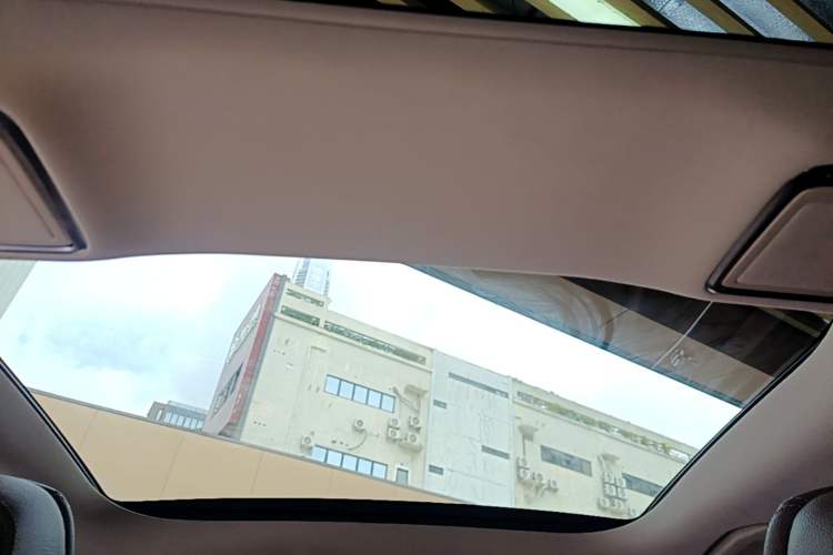 Used Mercedes-Benz E-Class 2022 E 300 L Stylish Model Headliner
