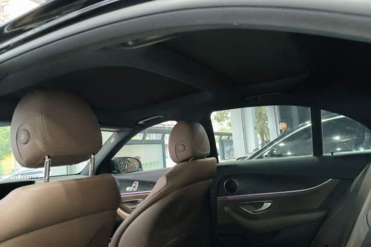 Used Mercedes-Benz E-Class 2022 E 260 Stylish Sports Edition Headliner