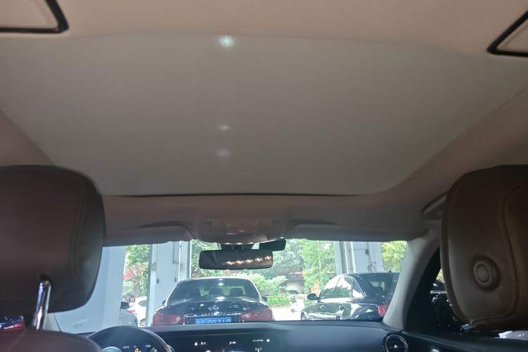 Used Mercedes-Benz E-Class 2022 Updated E 300 L Luxury Edition Headliner