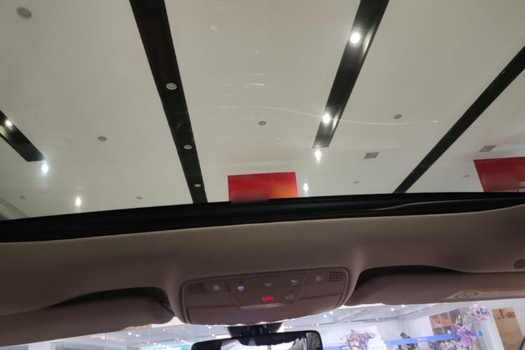 Used Mercedes-Benz E-Class 2022 Revised Version E 300 L Luxury Edition Headliner