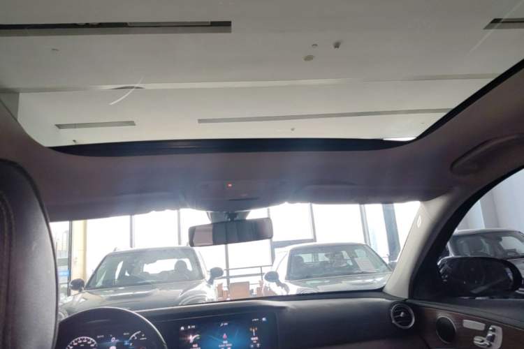Used Mercedes-Benz E-Class 2022 Revised Version E 300 L Fashion Edition Headliner
